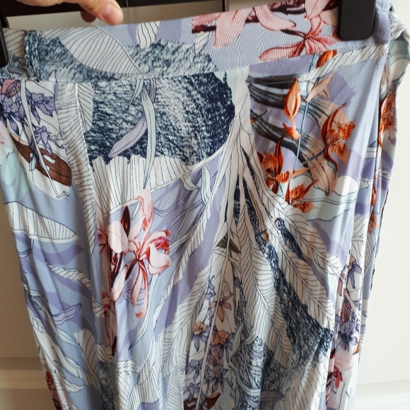 XS jaase top and skirt set - Picture 6 of 10